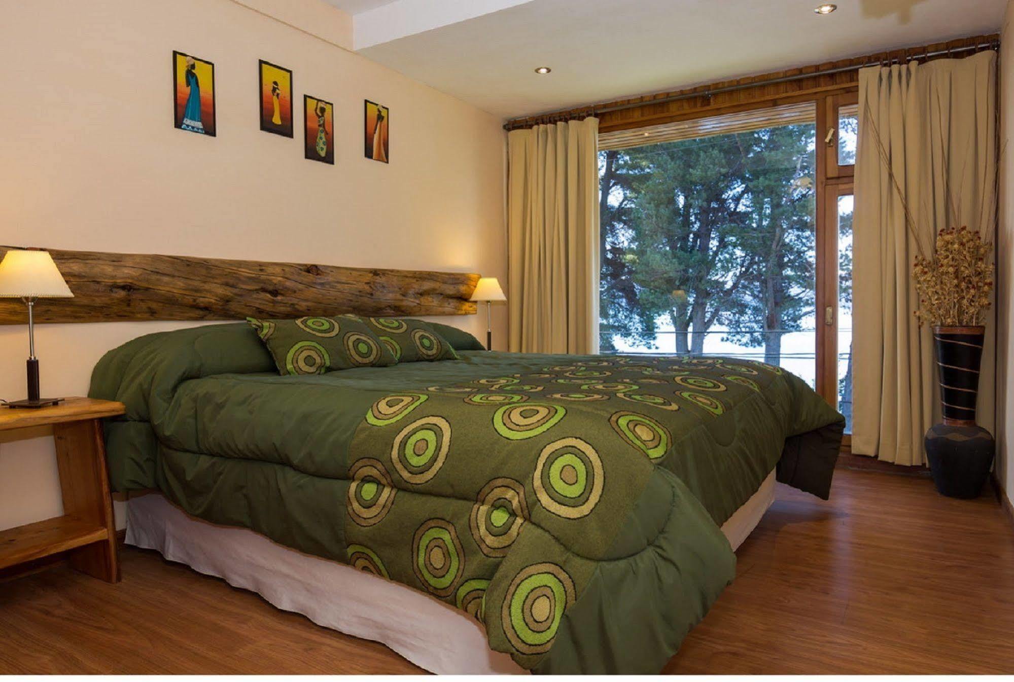 Lejano Nahuel Hotel San Carlos de Bariloche Bagian luar foto