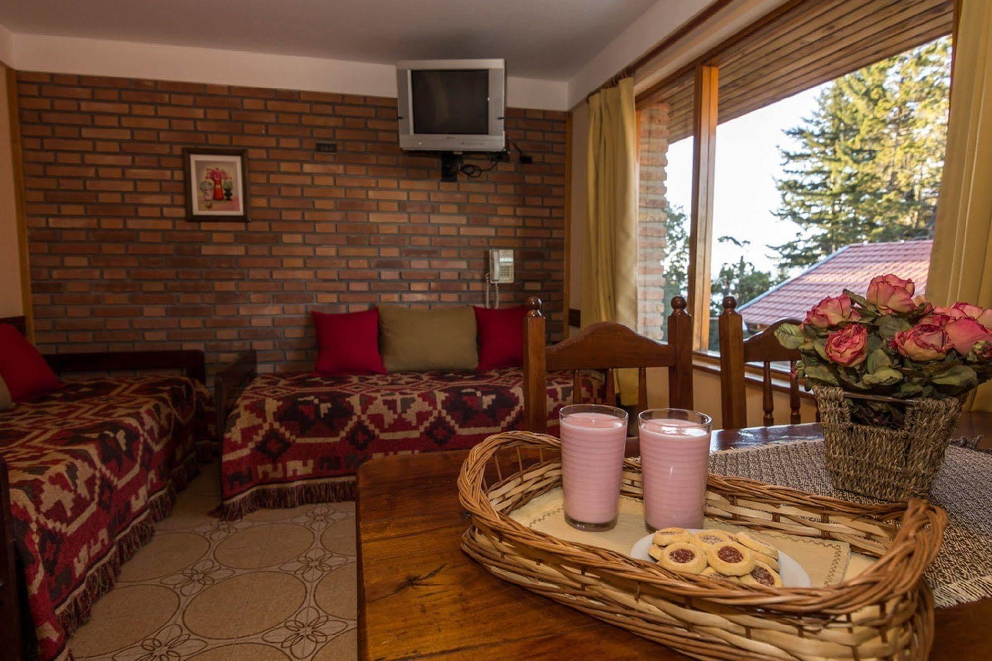 Lejano Nahuel Hotel San Carlos de Bariloche Bagian luar foto