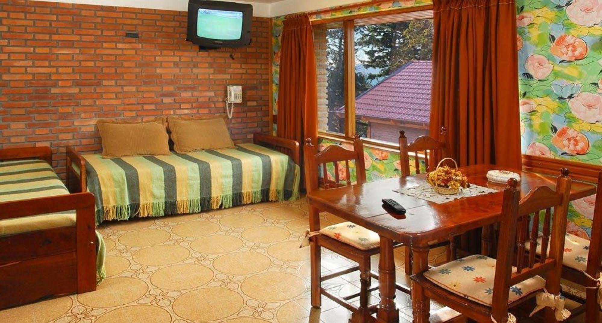 Lejano Nahuel Hotel San Carlos de Bariloche Bagian luar foto