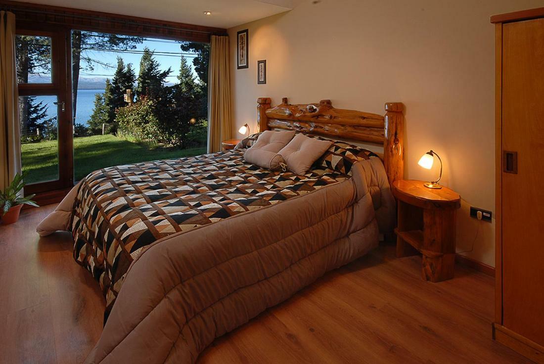 Lejano Nahuel Hotel San Carlos de Bariloche Bagian luar foto